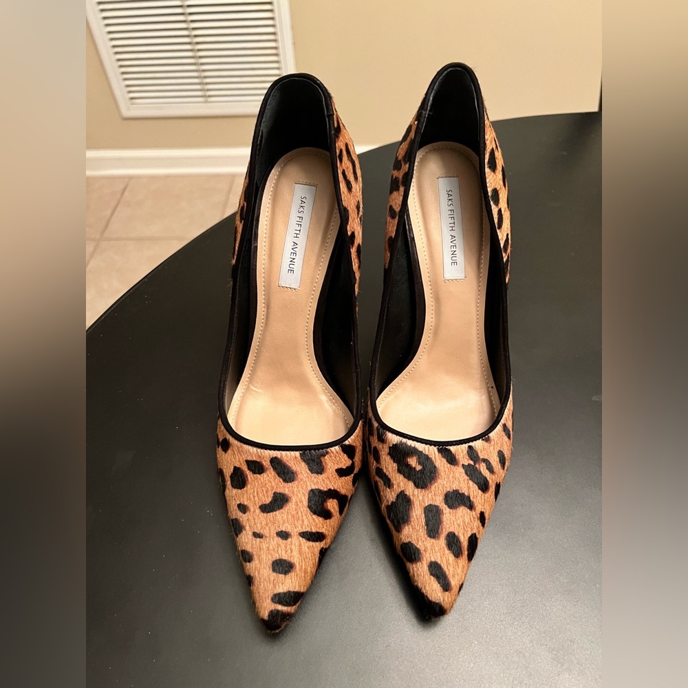 Saks Fifth Avenue Pumps